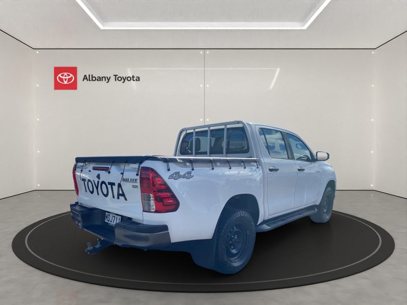 2019 Toyota Hilux SR 2.8DT 6AT 4WD DCW/4D/5S (H... image 3