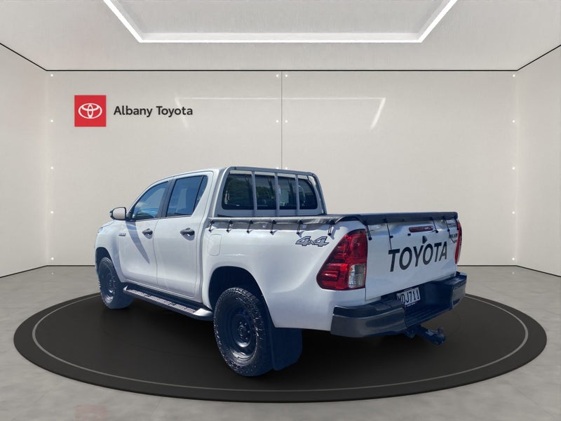 2019 Toyota Hilux SR 2.8DT 6AT 4WD DCW/4D/5S (H... image 5