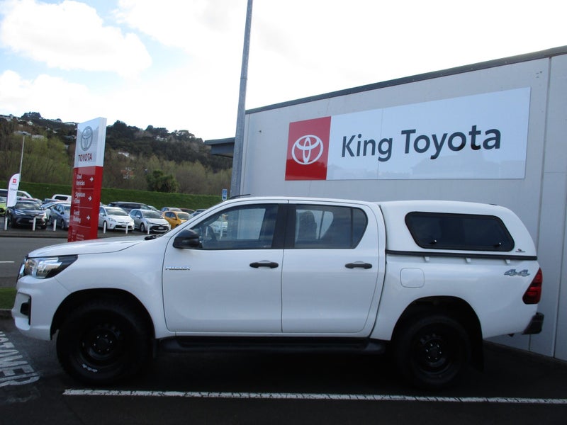 2019 Toyota Hilux SR 2.8DT 6AT 4WD NZ New image 2