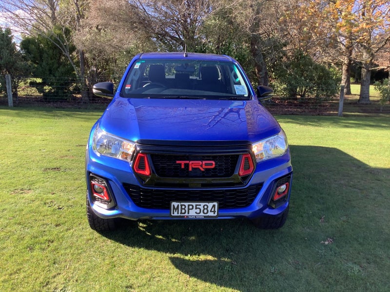 2019 Toyota Hilux SR Double Cab 2.8DT 6MT 4WD image 3