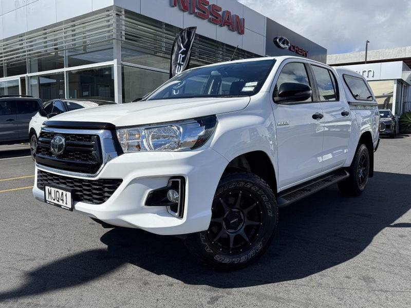 2019 Toyota Hilux SR TD DC 2.8 DIESEL TURBO 4WD image 2