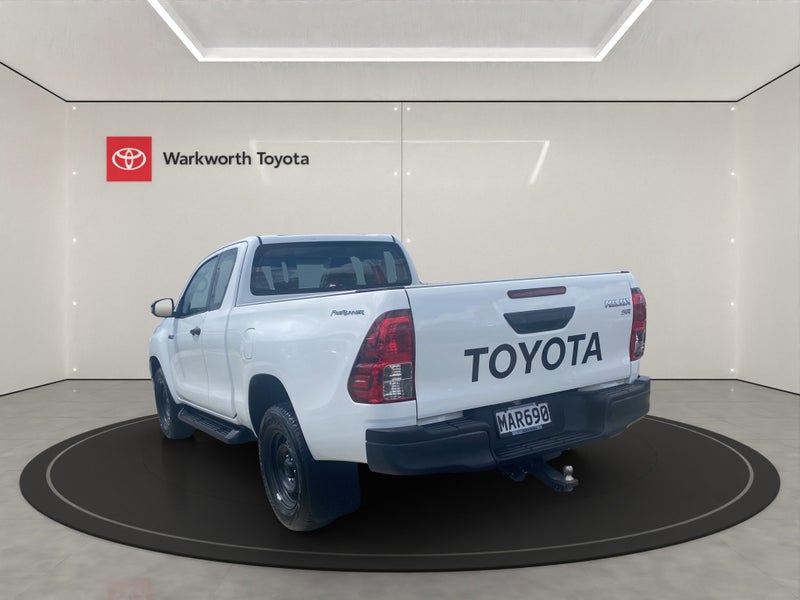 2019 Toyota Hilux SR TD EC 2.8DT/6AT image 5