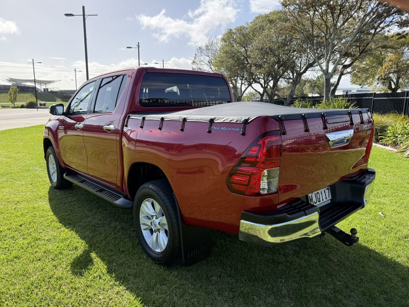 2019 Toyota Hilux SR5 2.8DT 6MT 2WD image 5