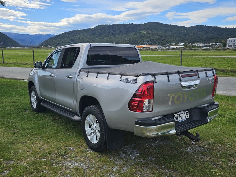 2019 Toyota Hilux SR5 2.8DT 6MT 4WD DCW/4D/5S image 2