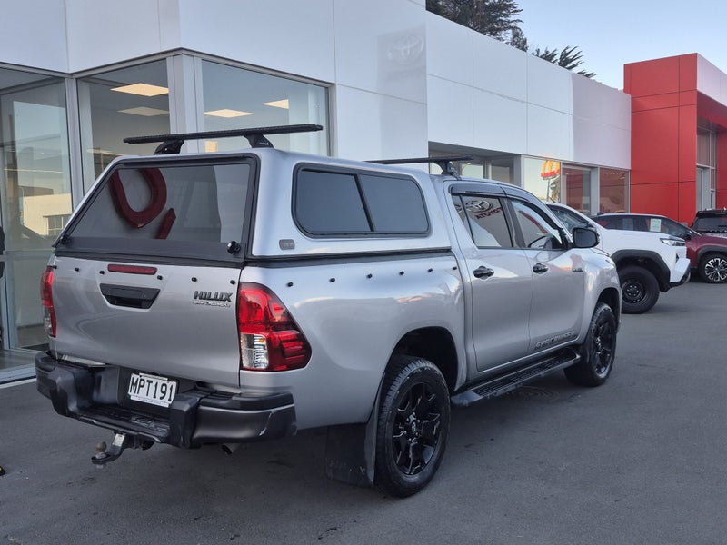 2019 Toyota Hilux SR5 2.8DT Cruiser 2WD Auto image 3