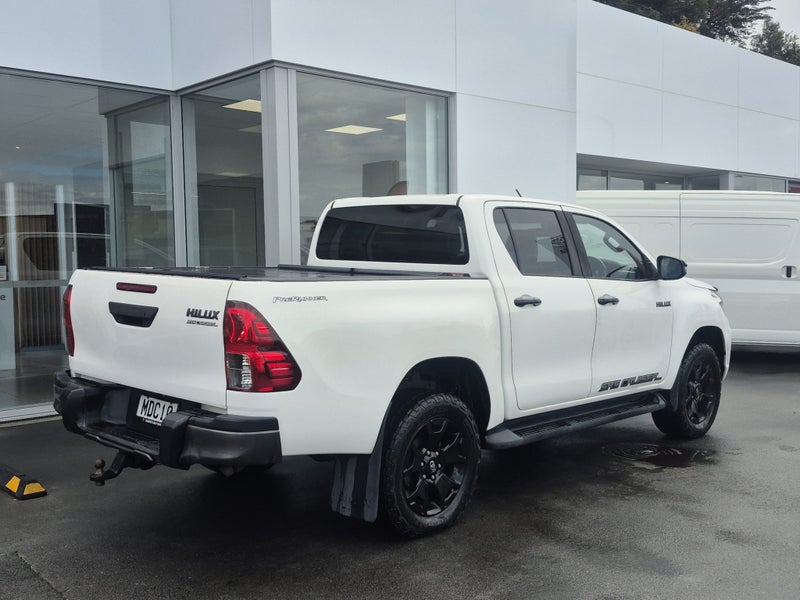 2019 Toyota Hilux SR5 Cruiser 2.8DT 2WD Auto image 3