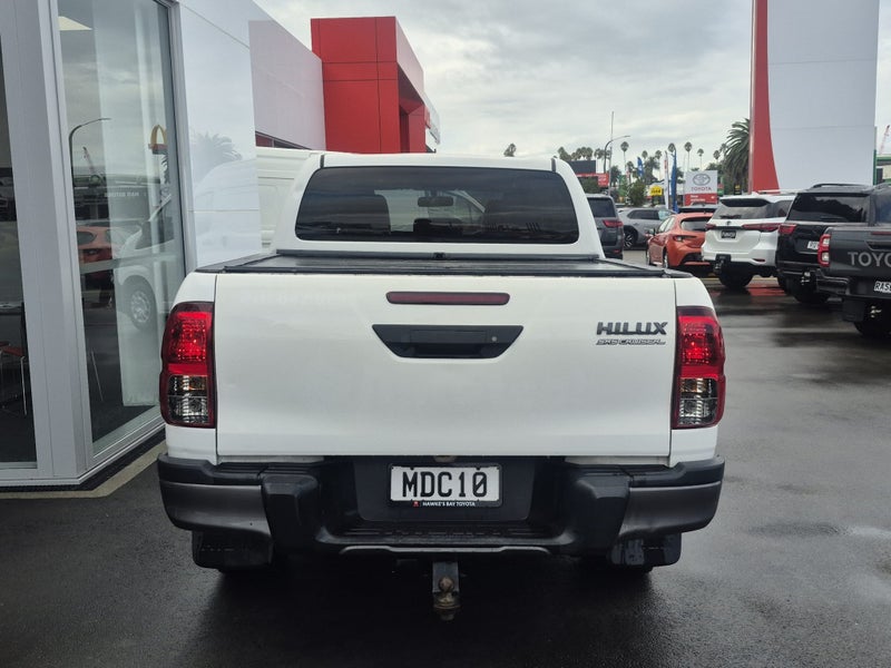 2019 Toyota Hilux SR5 Cruiser 2.8DT 2WD Auto image 4