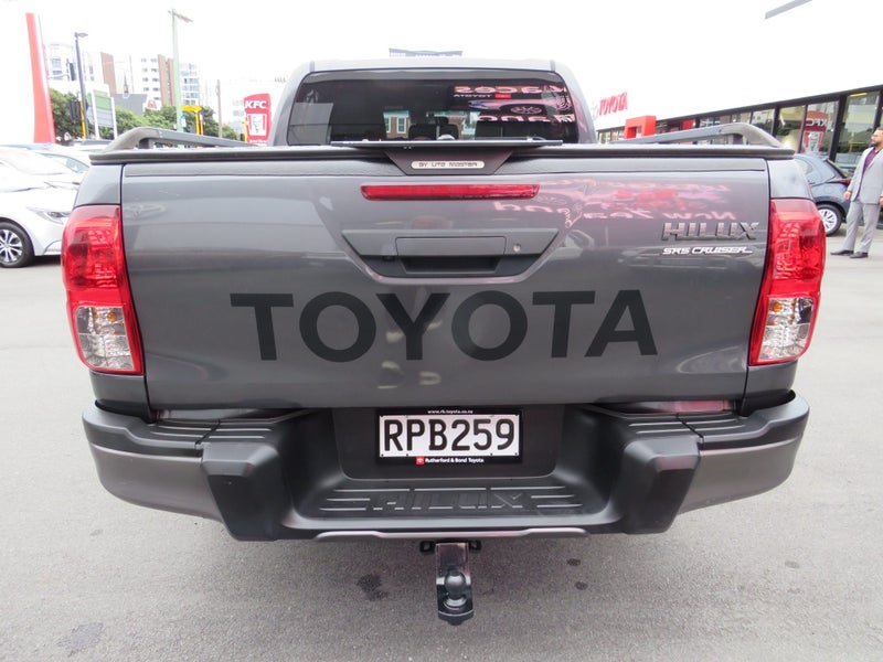 2019 Toyota Hilux SR5 CRUISER 2.8DT 6AT 2WD image 5