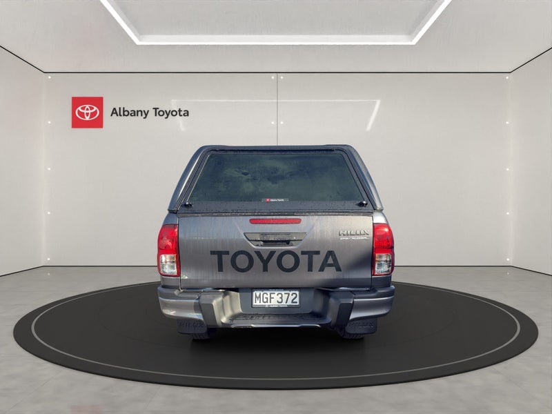2019 Toyota Hilux SR5 CRUISER 2.8DT 6AT 2WD DCW... image 4
