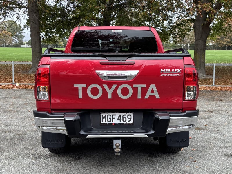 2019 Toyota Hilux SR5 CRUISER 2.8DT 6AT 4WD image 4