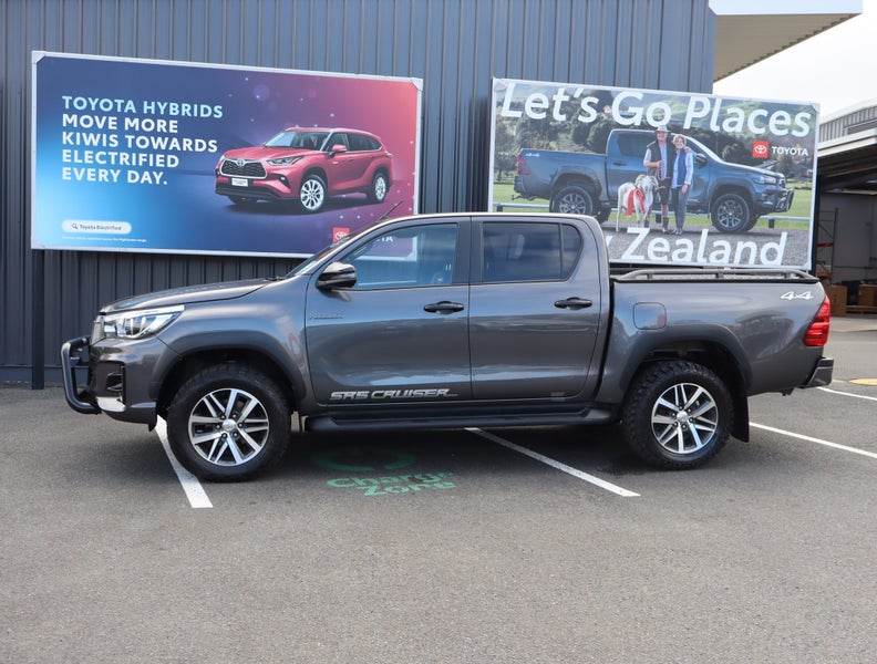 2019 Toyota Hilux SR5 CRUISER 2.8DT 6AT 4WD DCW... image 5