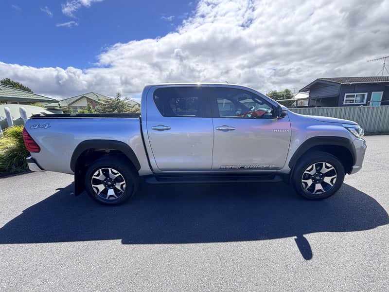 2019 Toyota Hilux SR5 CRUISER 2.8DT 6AT 4WD DCW... image 2