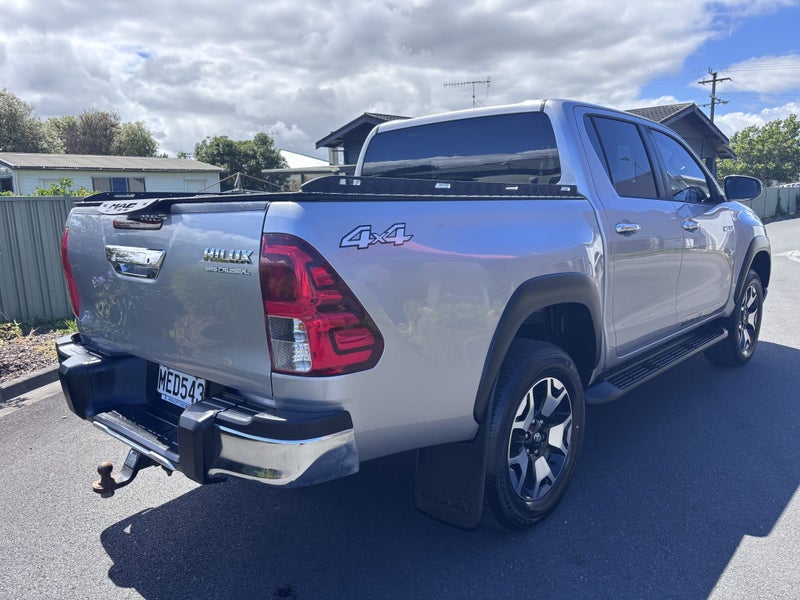 2019 Toyota Hilux SR5 CRUISER 2.8DT 6AT 4WD DCW... image 3