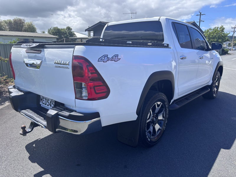 2019 Toyota Hilux SR5 CRUISER 2.8DT 6AT 4WD DCW... image 3