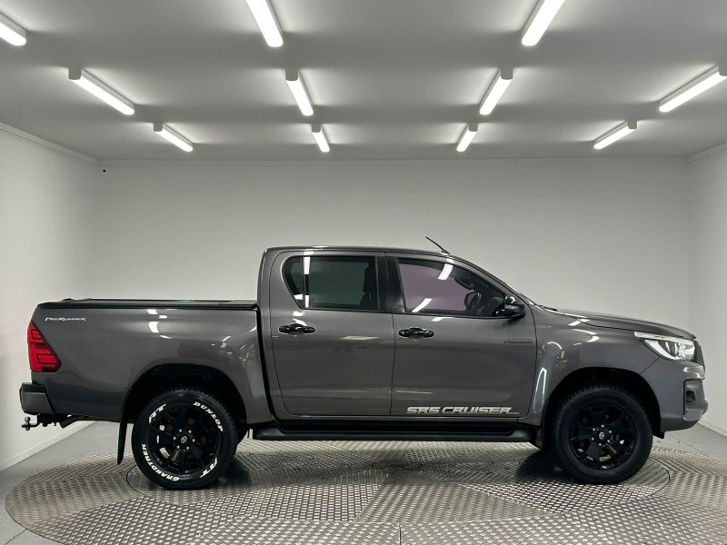 2019 Toyota Hilux SR5 CRUISER 2.8DT image 2