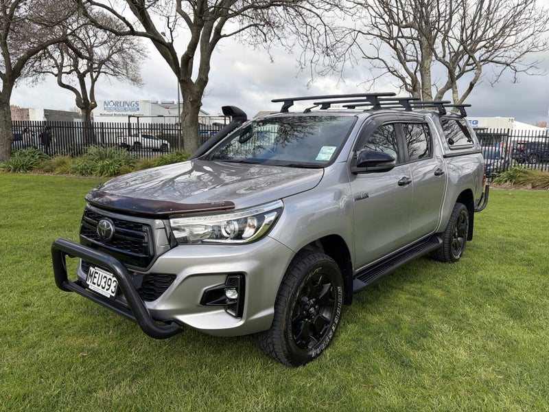 2019 Toyota Hilux SR5 Cruiser 2.8DT Automatic 4... image 3
