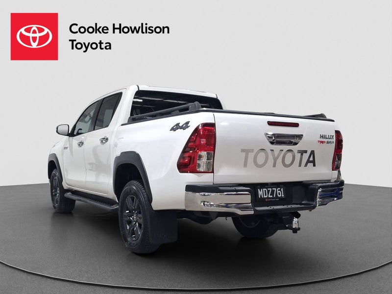 2019 Toyota Hilux SR5 Double Cab image 5