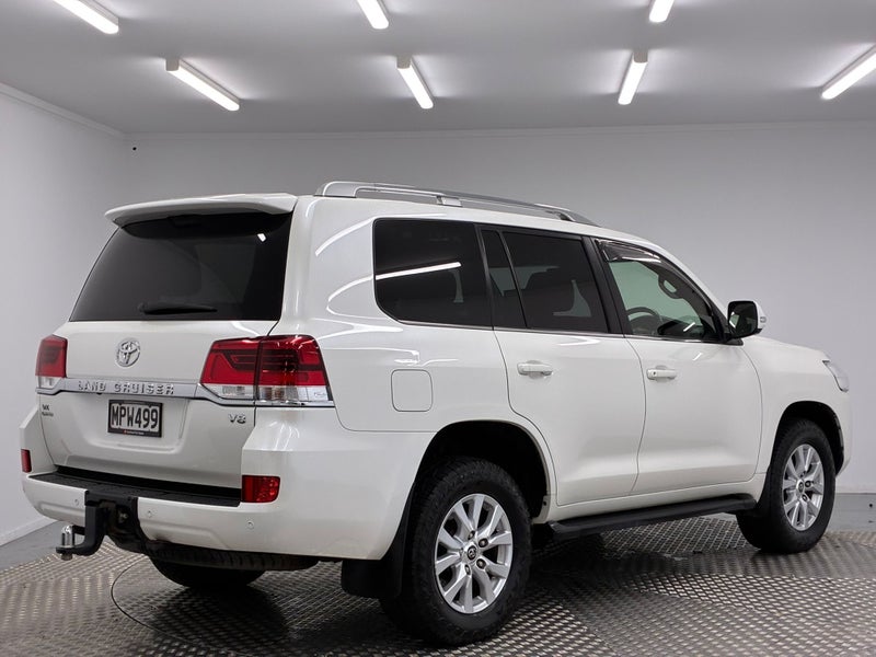 2019 Toyota Land Cruiser 200 VX Limited 4.5DT 4WD image 3