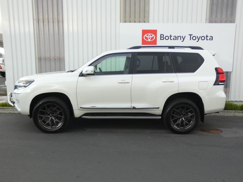 2019 Toyota Land Cruiser Prado VX 2.8D/4WD/6AT image 4