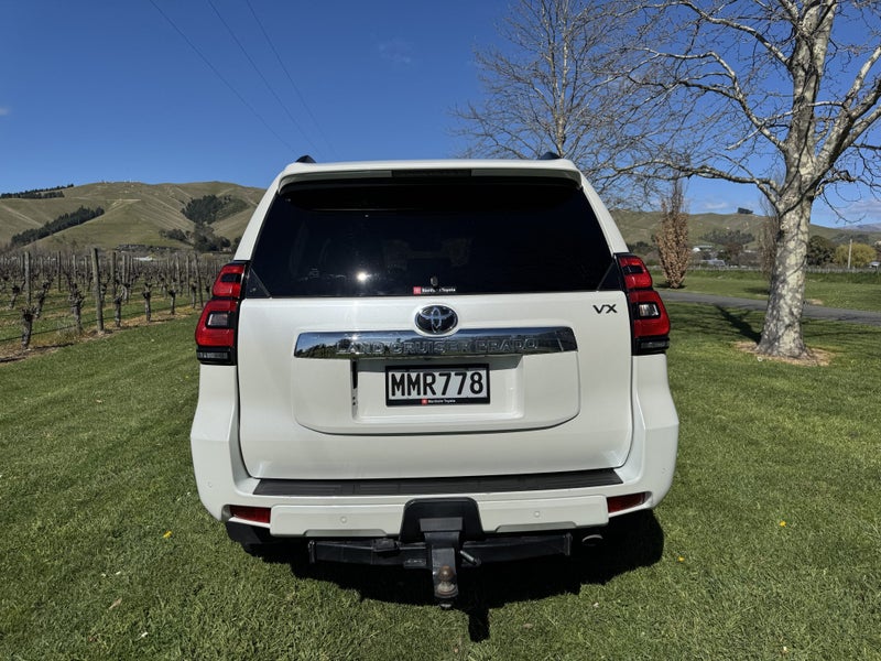 2019 Toyota Land Cruiser Prado VX 2.8D 6AT 4WD... image 4