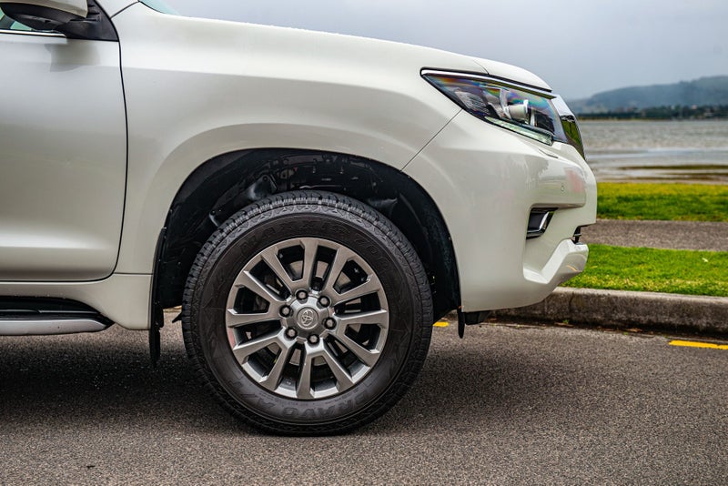 2019 Toyota Land Cruiser Prado VX 2.8D 6AT 4WD image 3
