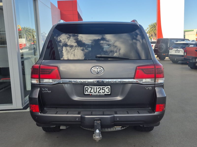 2019 Toyota Land Cruiser VX Limited 4.5DT V8 4WD image 4