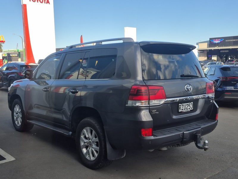 2019 Toyota Land Cruiser VX Limited 4.5DT V8 4WD image 5