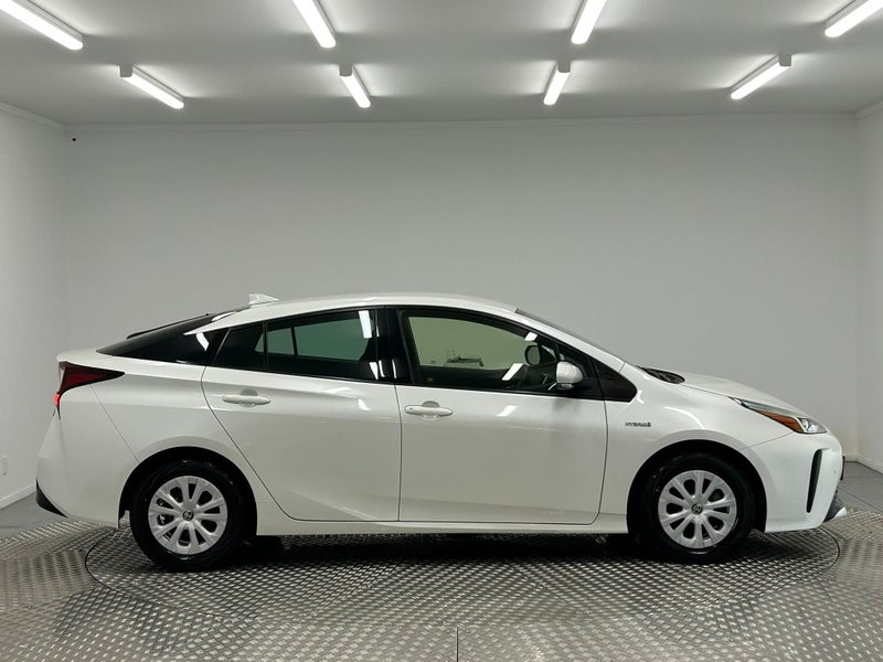 2019 Toyota Prius 1.8 Hybrid S image 2
