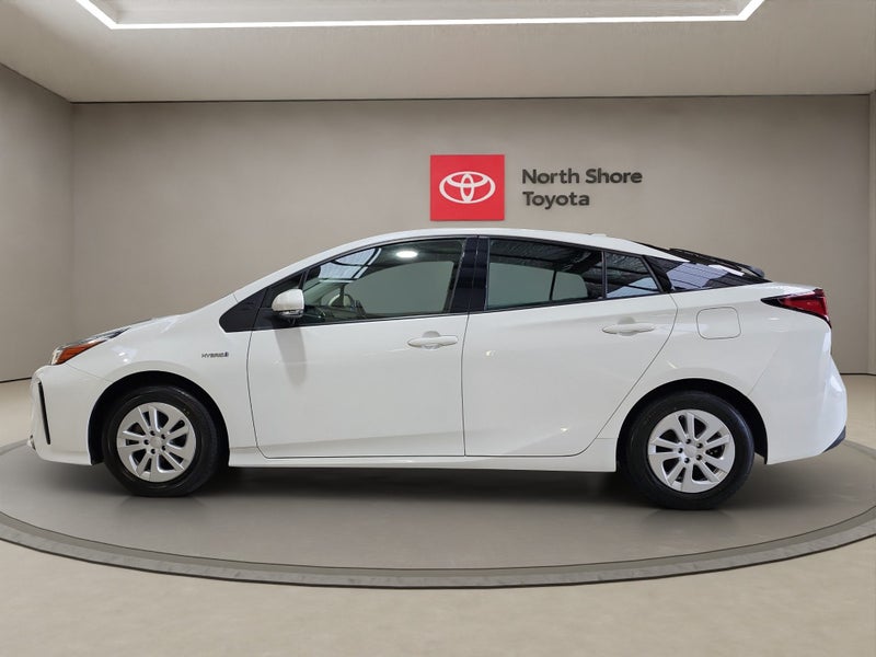 2019 Toyota Prius 1.8L Hybrid S 2WD Hatchback image 5