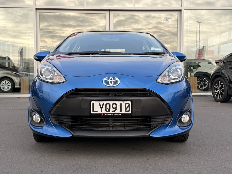 2019 Toyota Prius GX Kiwi new - Hybrid & Certif... image 3