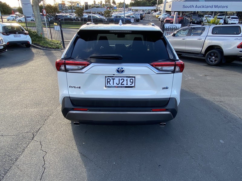 2019 Toyota RAV4 2.5 Hybrid G image 4