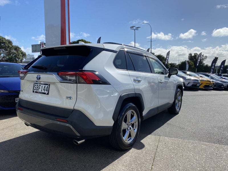 2019 Toyota RAV4 2.5 Hybrid G 4WD image 2