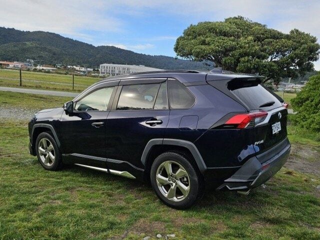 2019 Toyota RAV4 2.5 Hybrid G 5 Dr SUV CVT 4WD... image 4