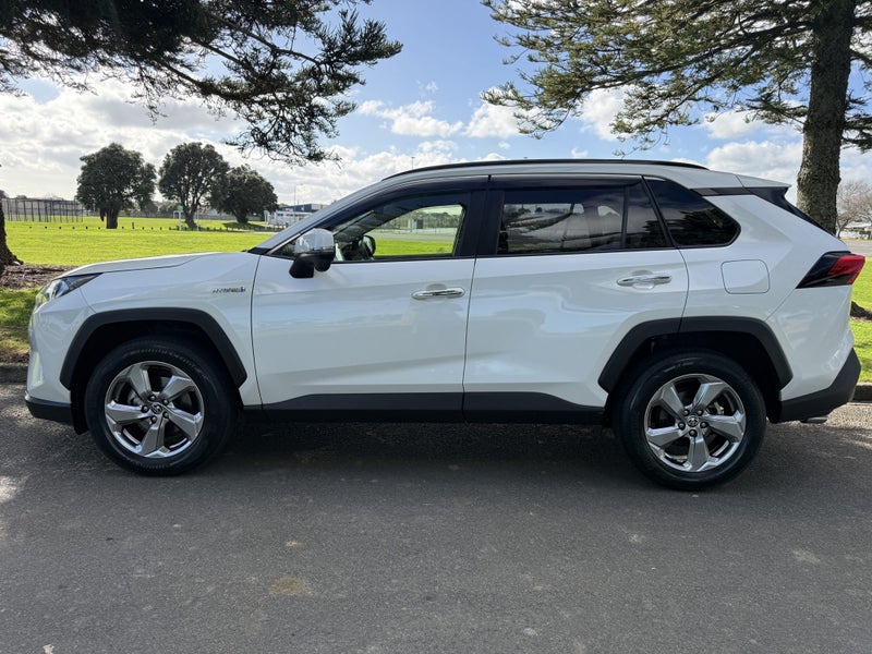 2019 Toyota RAV4 2.5 Hybrid G Automatic SUV image 2