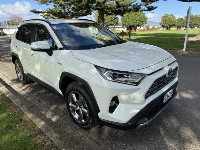 2019 Toyota RAV4 2.5 Hybrid G Automatic SUV image 5