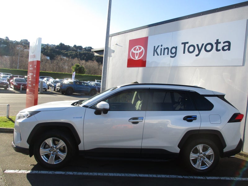 2019 Toyota RAV4 2.5 Hybrid X image 2