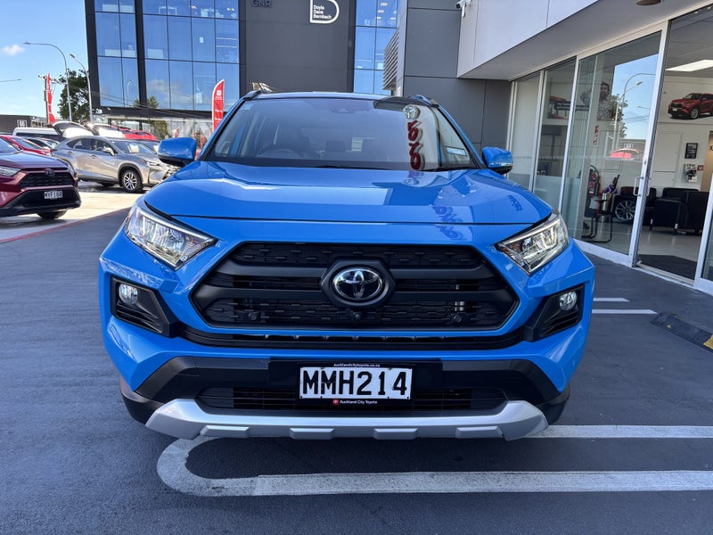 2019 Toyota RAV4 Adventure 2.5 PETROL POPULAR SUV image 4