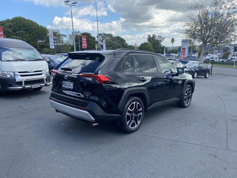2019 Toyota RAV4 Adventure 2.5P 8AT AWD SUV image 2