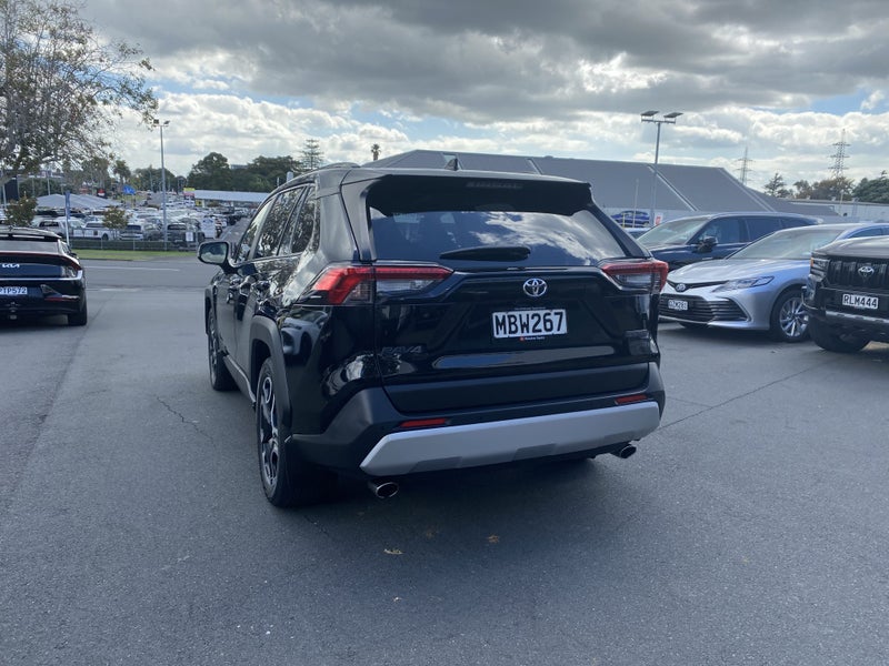 2019 Toyota RAV4 Adventure 2.5P 8AT AWD SUV image 3