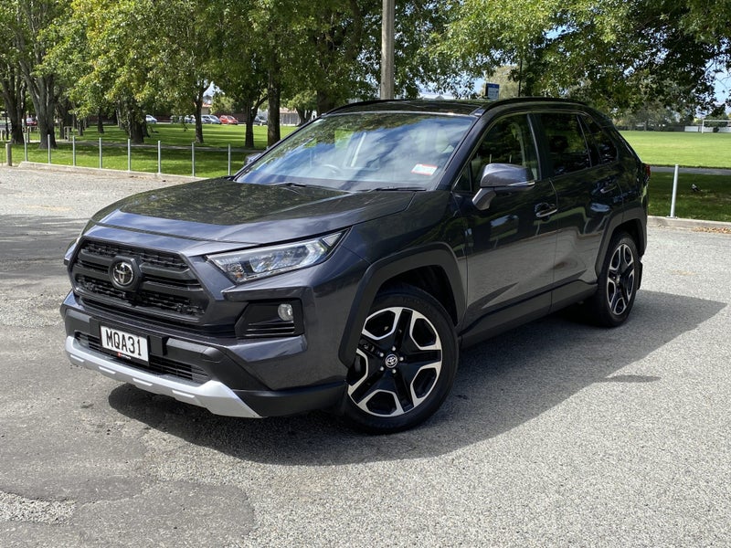 2019 Toyota RAV4 Adventure 2.5P 8AT AWD SUV image 3