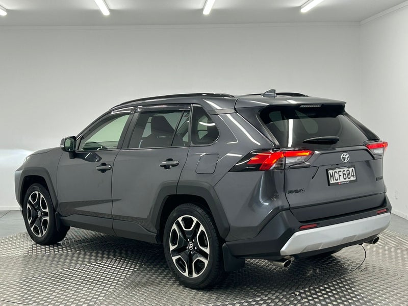 2019 Toyota RAV4 Adventure 2.5P AWD image 5