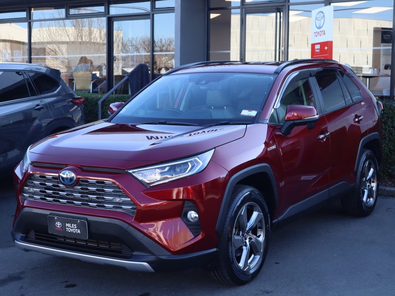 2019 Toyota RAV4 G HYBRID, AWD/4WD, Leather image 3