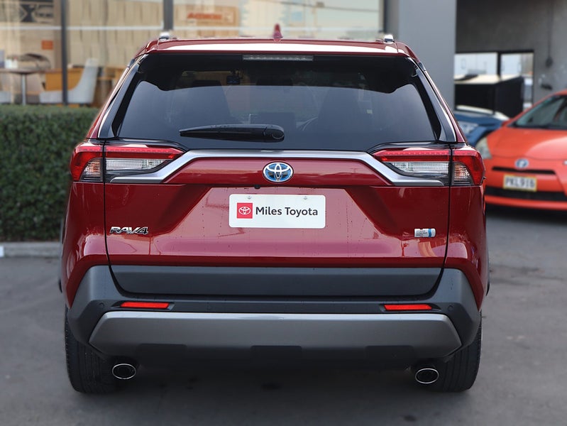2019 Toyota RAV4 G HYBRID, AWD/4WD, Leather image 5