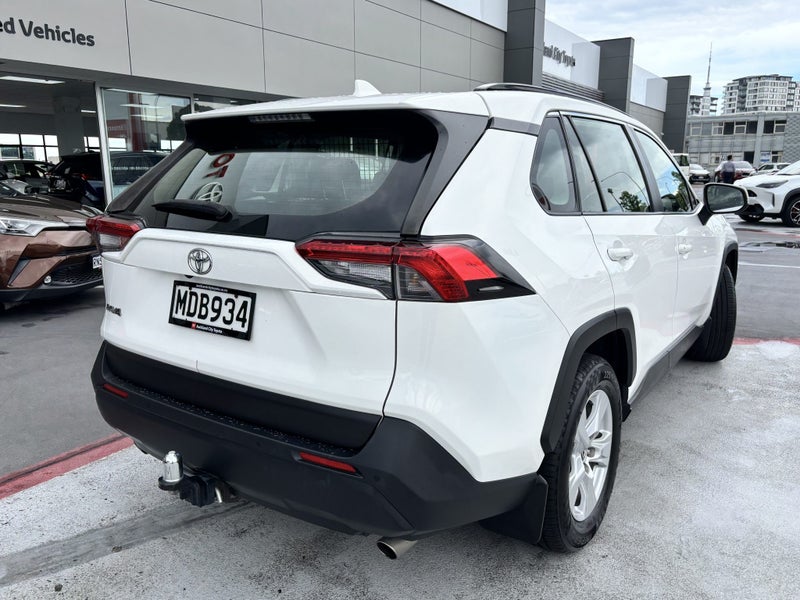 2019 Toyota RAV4 GX 2.0 PETROL ECONOMICAL SUV image 3