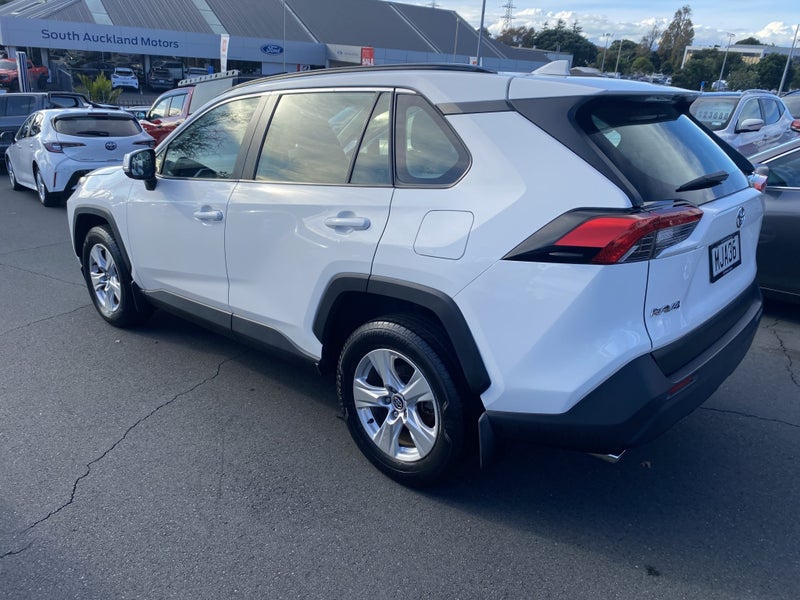 2019 Toyota RAV4 GX 2.0P 2WD SUV image 5