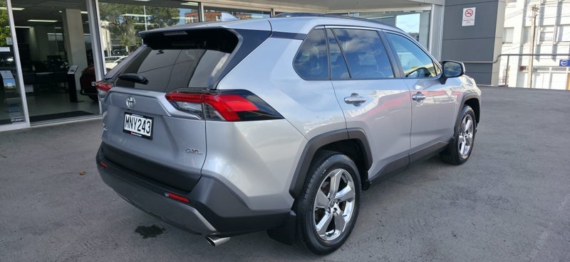 2019 Toyota RAV4 GXL 2.0PETROL POPULAR SUV image 3