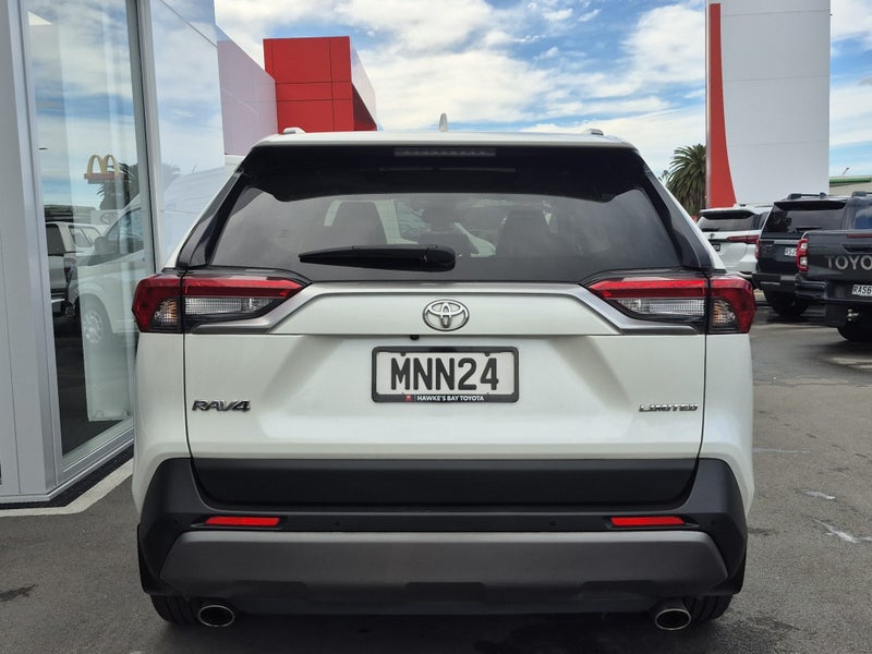 2019 Toyota RAV4 Limited 2.0P Auto image 4