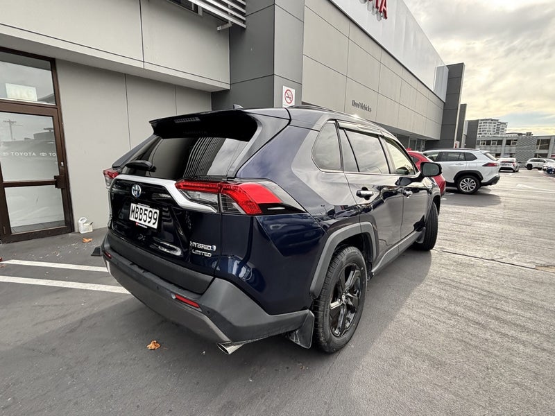 2019 Toyota RAV4 Limited 2.5 HYBRID LUXURY SUV image 3