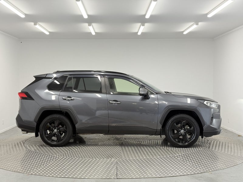 2019 Toyota RAV4 Limited 2.5P HYBRID AWD image 2
