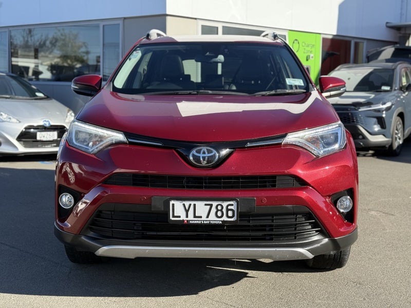 2019 Toyota RAV4 Limited AWD 2.5P Petrol Certified image 4
